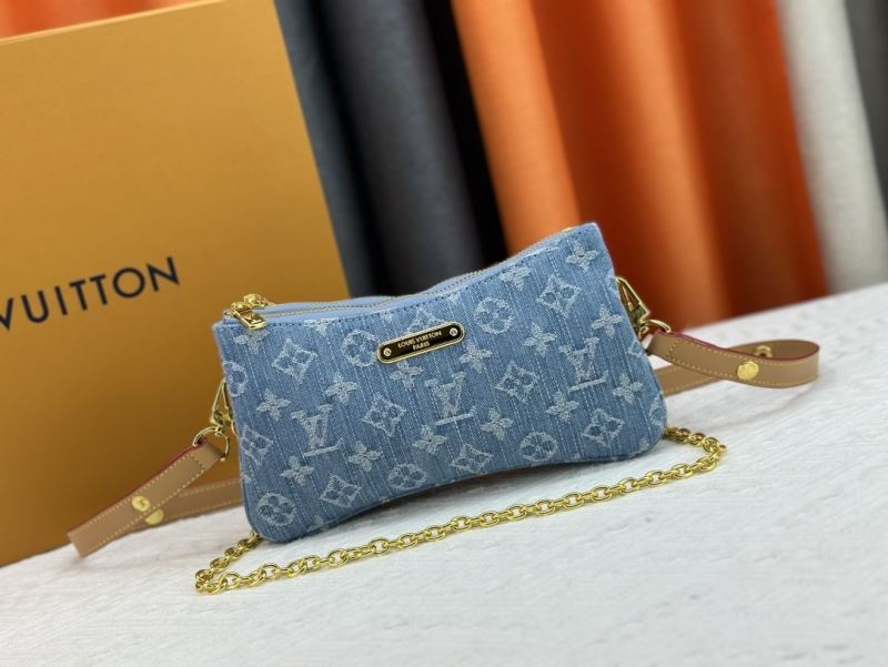 Louis Vuitton Hobo Bags